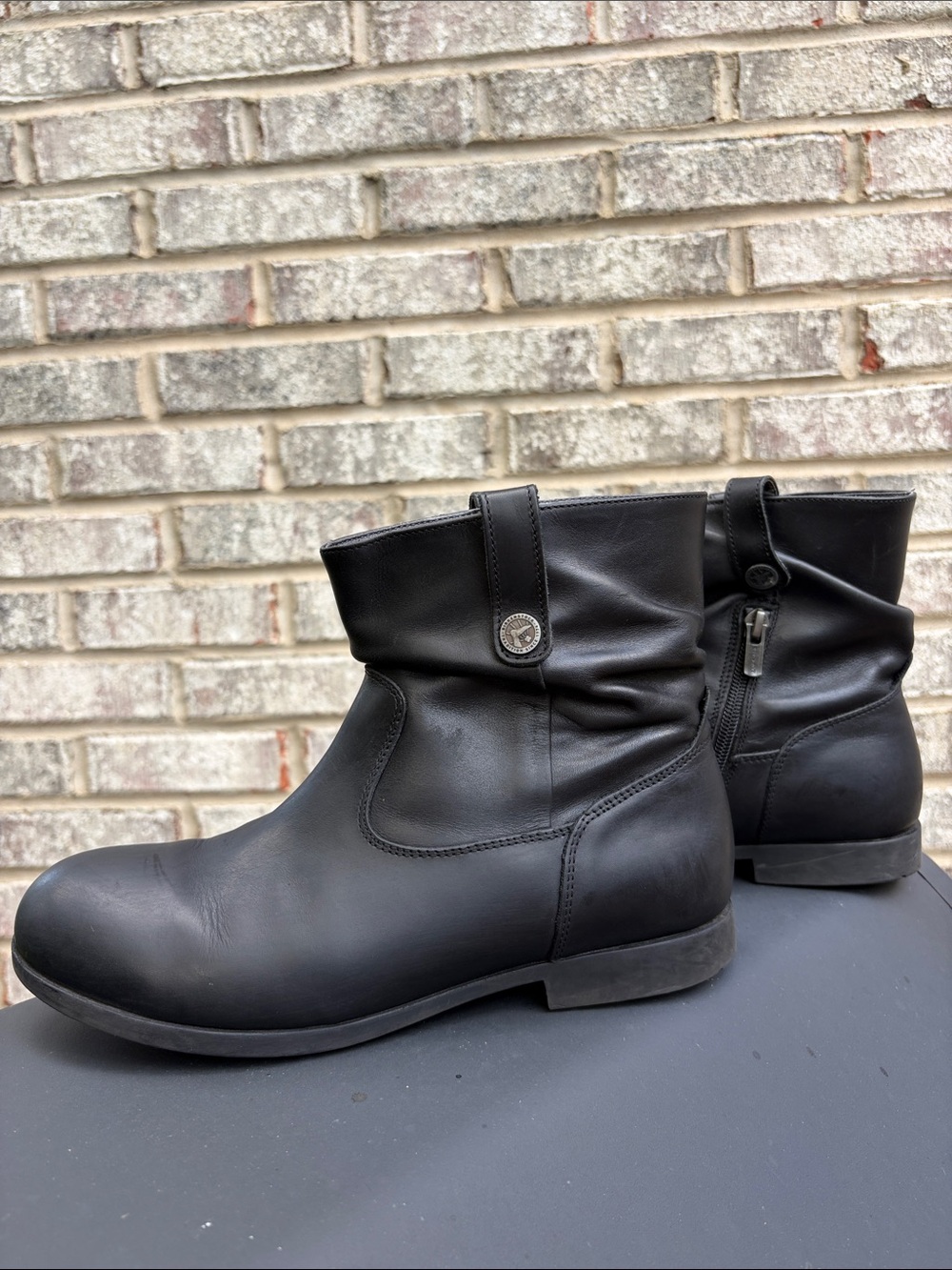 Birkenstock Black Sarnia Pull-On Ankle Boots